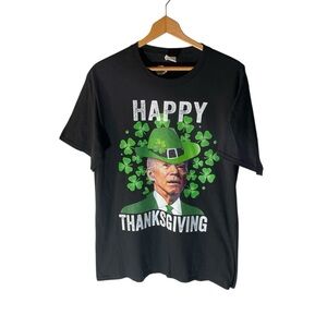 Z7- Funny Black St Patty’s Day St Patrick four leaf clover Graphic T-Shirt